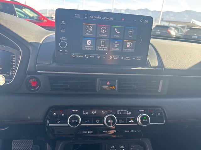 Used 2025 Honda Pilot Black Edition image 21