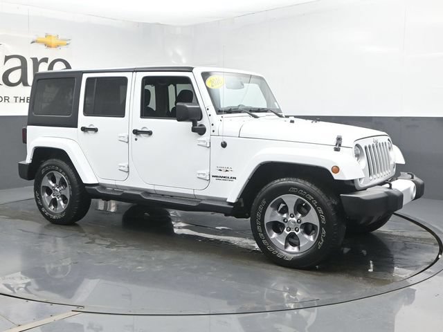 Used 2016 Jeep Wrangler Unlimited Sahara w/ Connectivity Group AWD/4WD image 6
