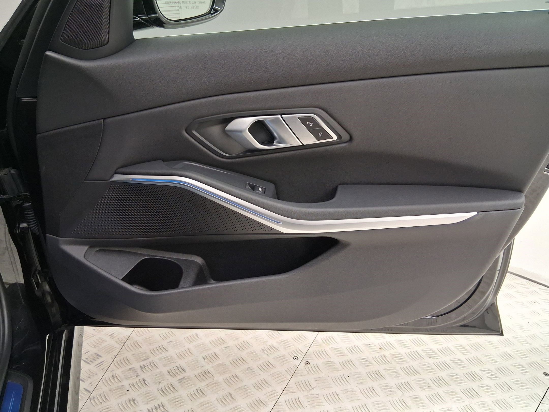 Used 2022 BMW 330e w/ Driving Assistance Package image 35