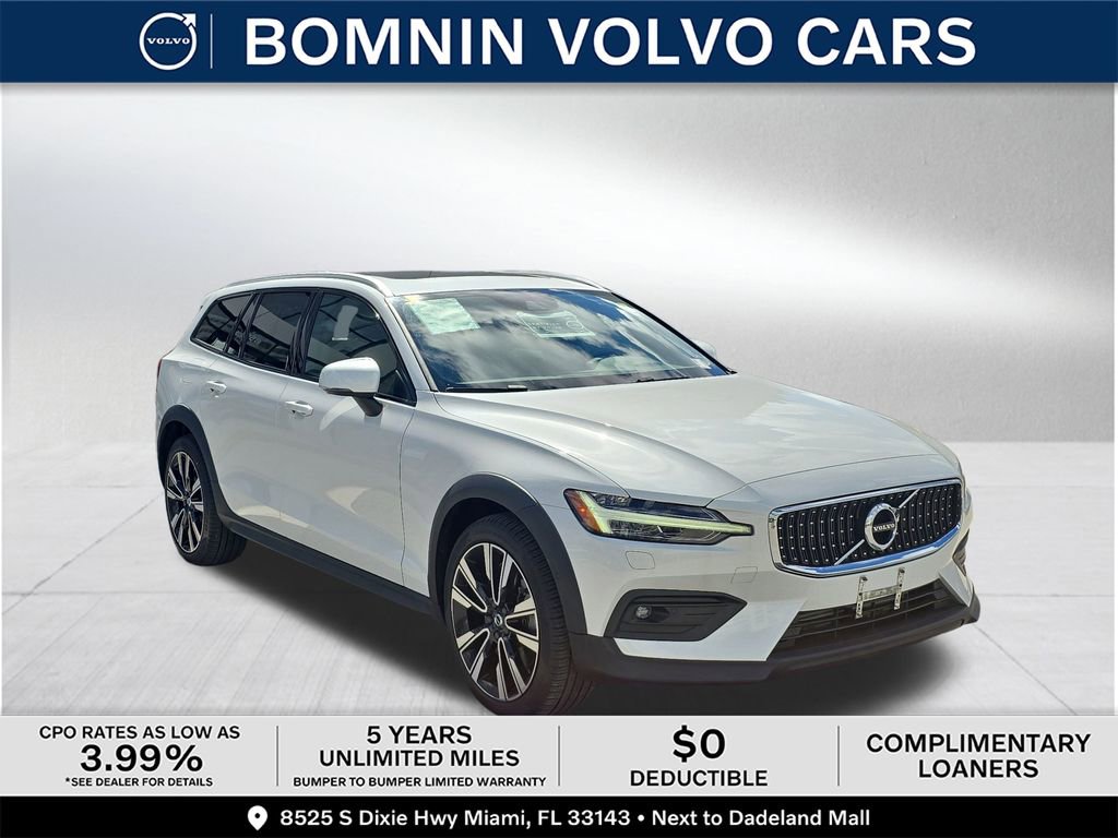 Certified 2022 Volvo V60 T5 Cross Country w/ Climate Package image 1