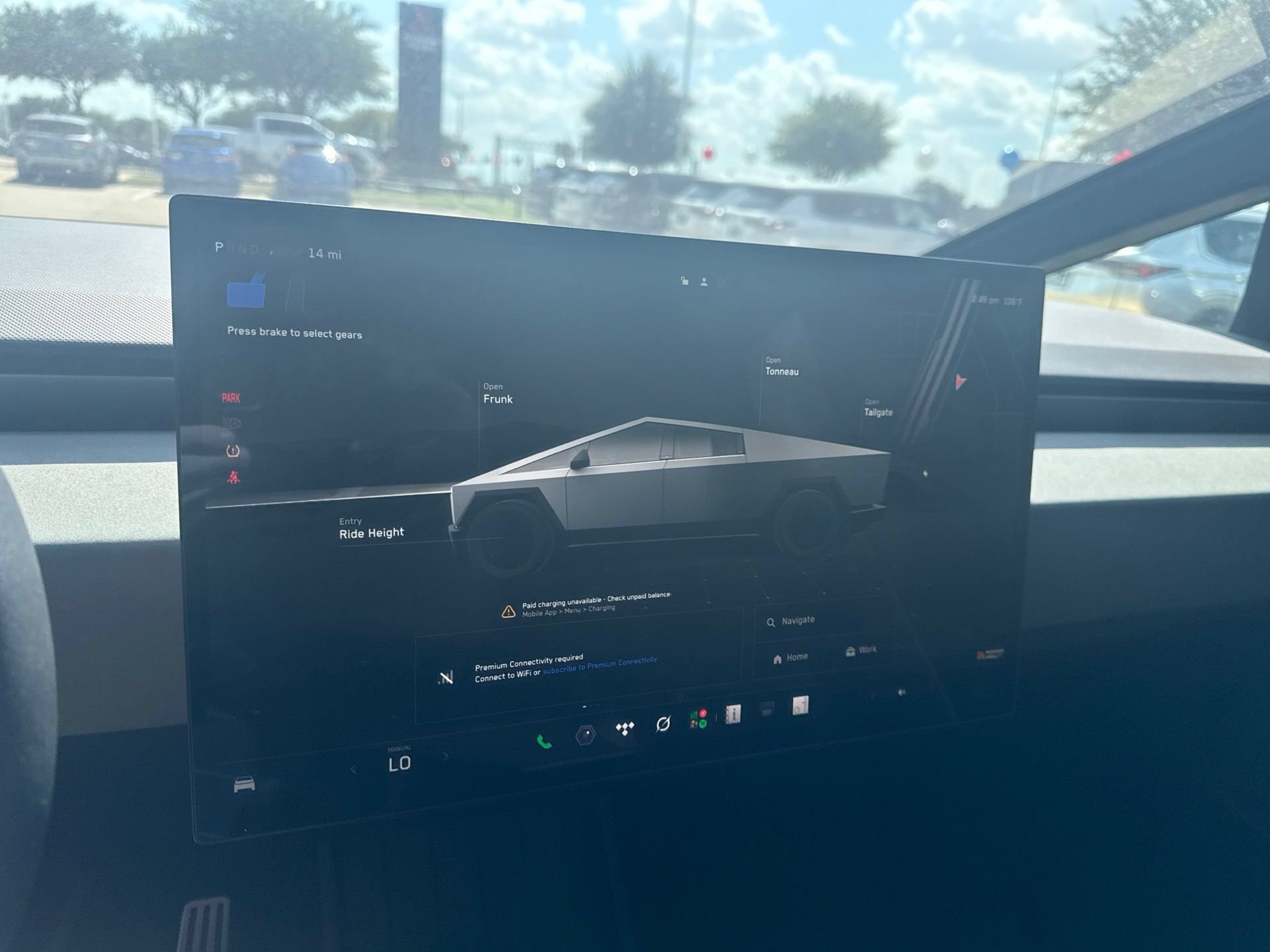 Used 2024 Tesla Cybertruck AWD Crew Cab image 8