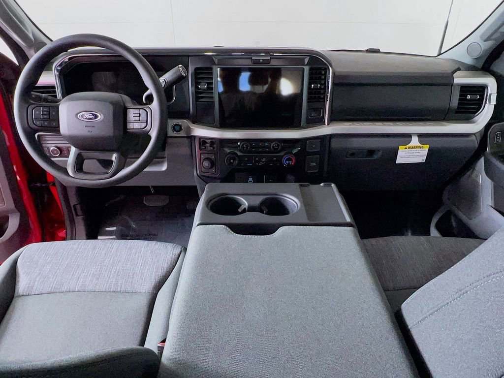 New 2025 Ford F350 XLT w/ Black Appearance Package image 7