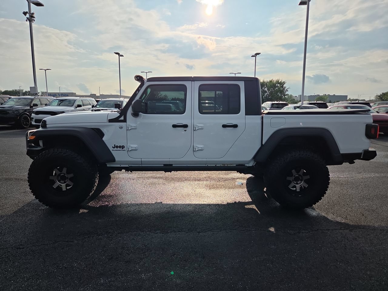Used 2020 Jeep Gladiator Sport w/ Quick Order Package 24S AWD/4WD image 4