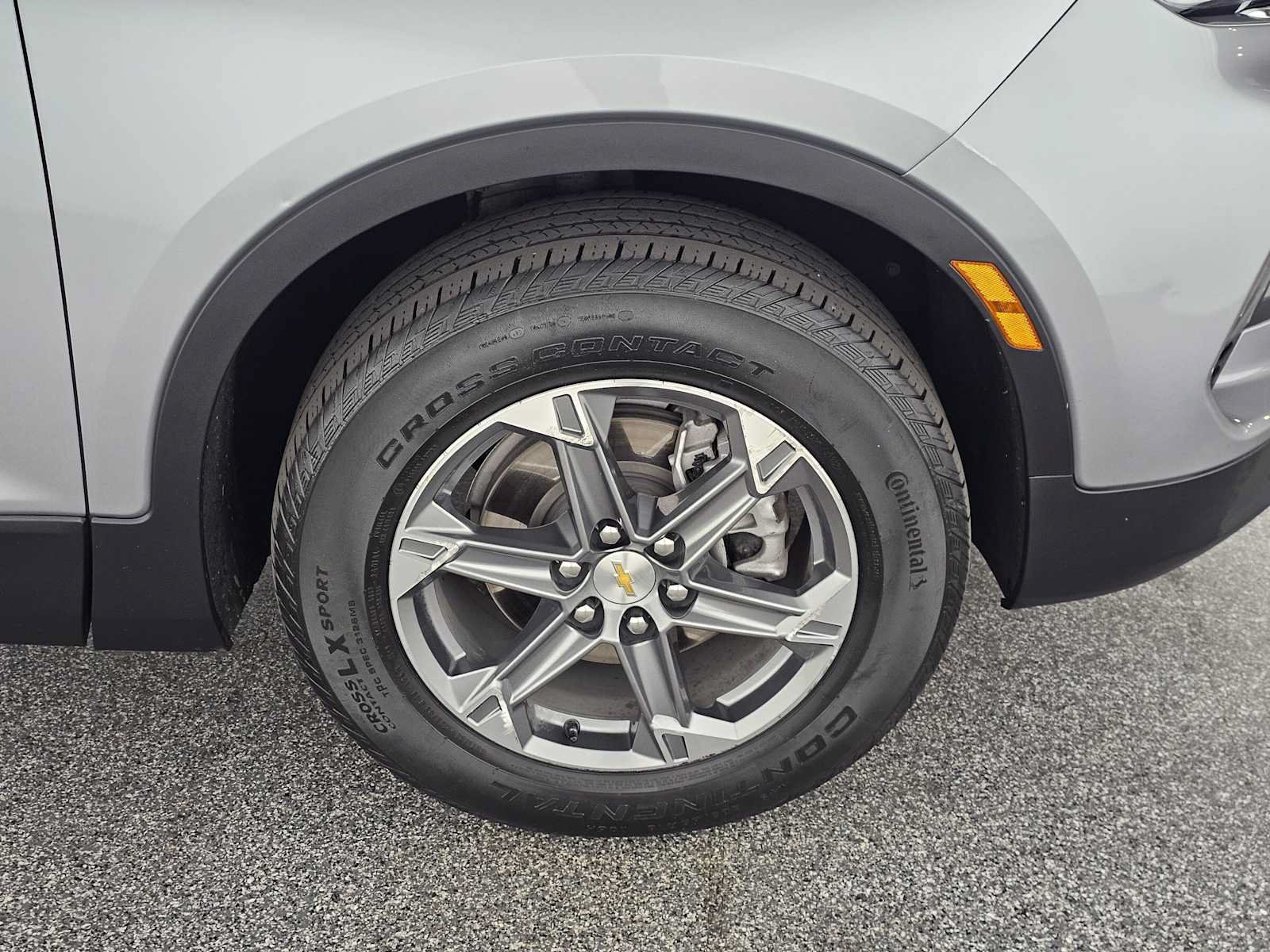 Used 2023 Chevrolet Blazer LT FWD image 9