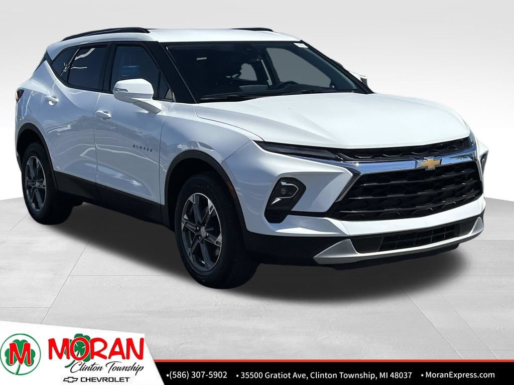 Certified 2024 Chevrolet Blazer LT FWD image 9