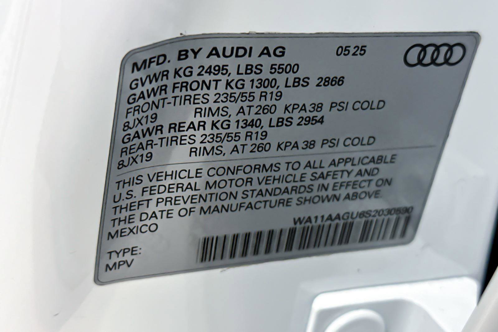 Used 2025 Audi Q5 Premium w/ 19" Wheel Package image 28