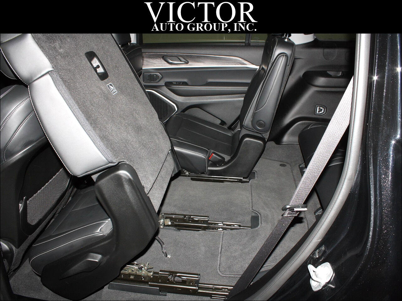 Used 2021 Jeep Grand Cherokee L Limited w/ Trailer Tow Group (B) image 35