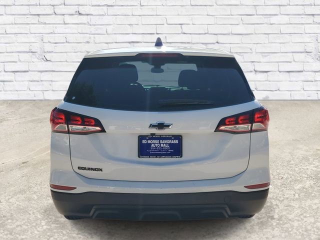 Certified 2023 Chevrolet Equinox LS w/ Midnight Edition FWD image 3