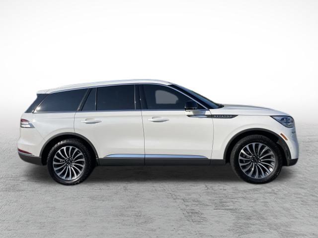Used 2023 Lincoln Aviator Reserve w/ Equipment Group 201A image 4