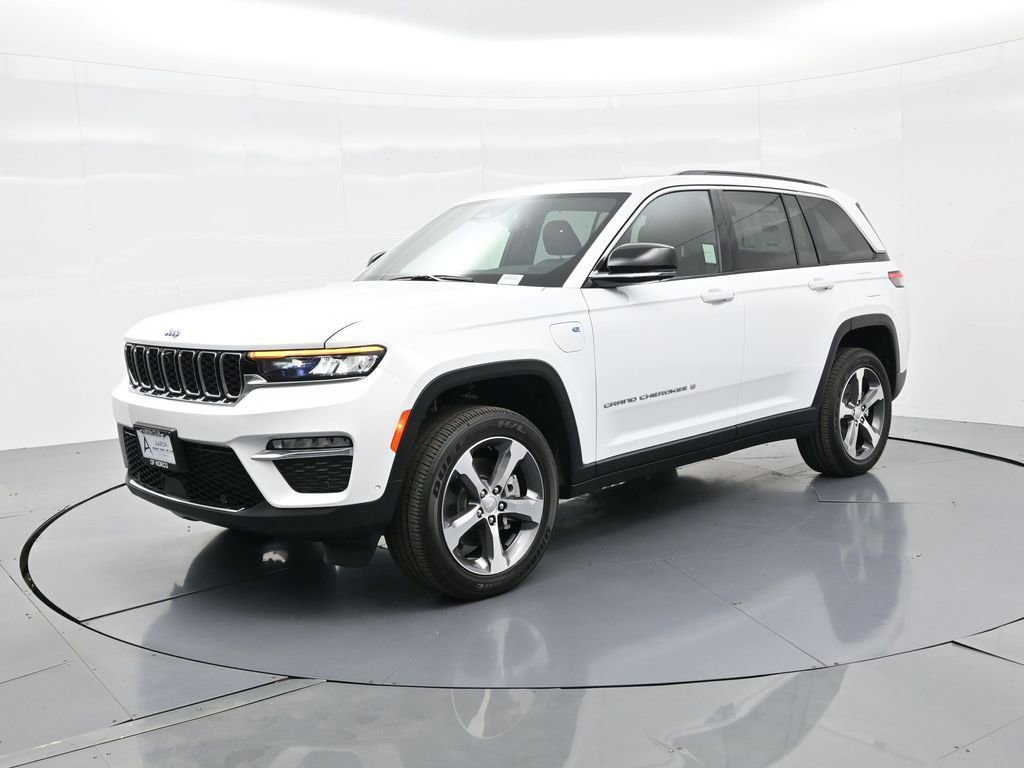 New 2025 Jeep Grand Cherokee Limited 4xe w/ Luxury Tech Group II image 53