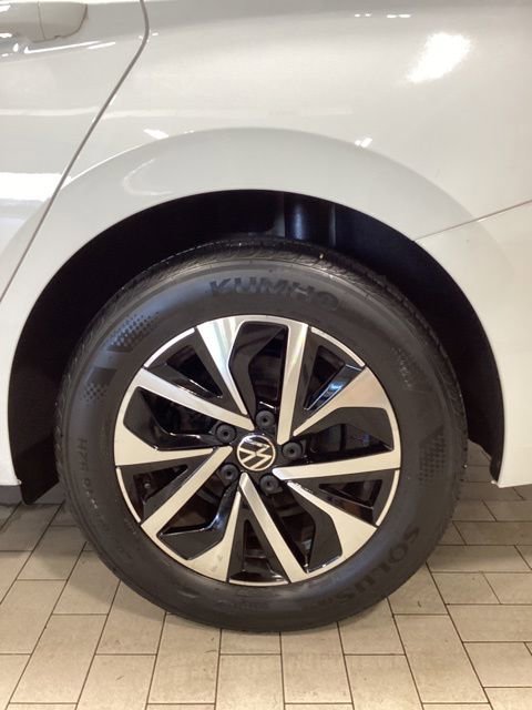 Certified 2023 Volkswagen Jetta S FWD image 21