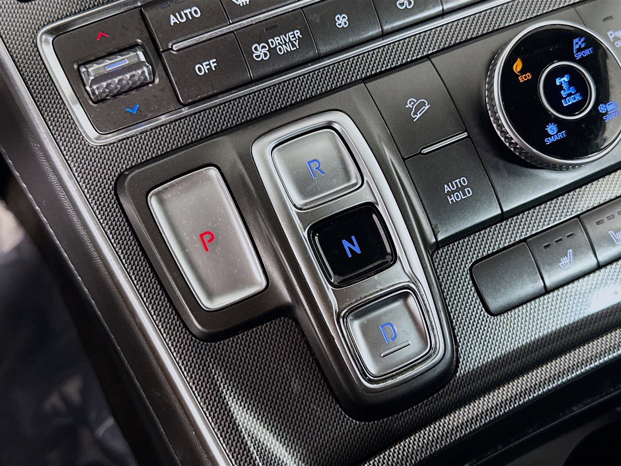 Used 2023 Hyundai Santa Fe SEL Premium image 20