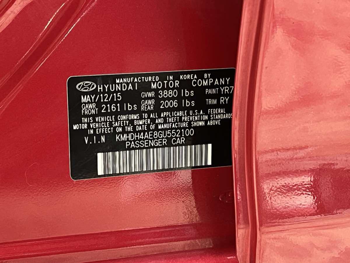 Used 2016 Hyundai Elantra Limited FWD image 36