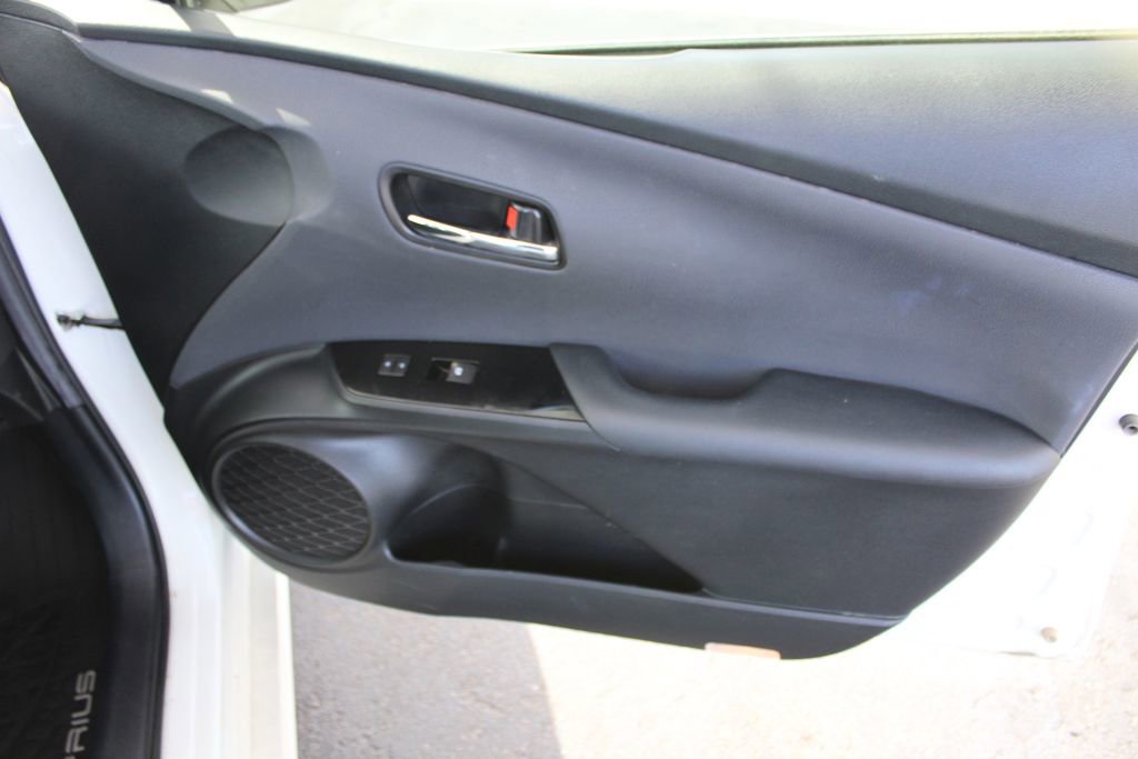 Used 2016 Toyota Prius Two image 39