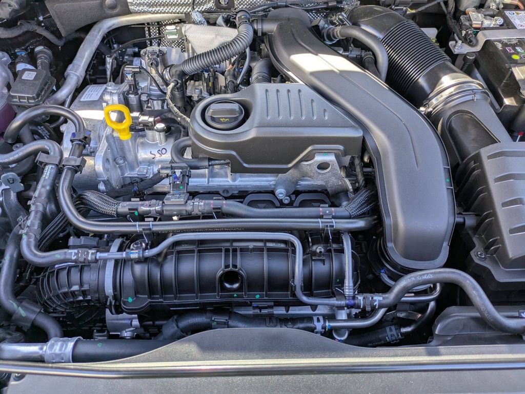Certified 2025 Volkswagen Taos S FWD image 22