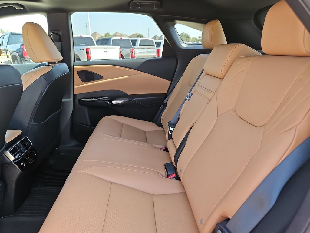 Used 2025 Lexus RX 350h AWD/4WD image 15