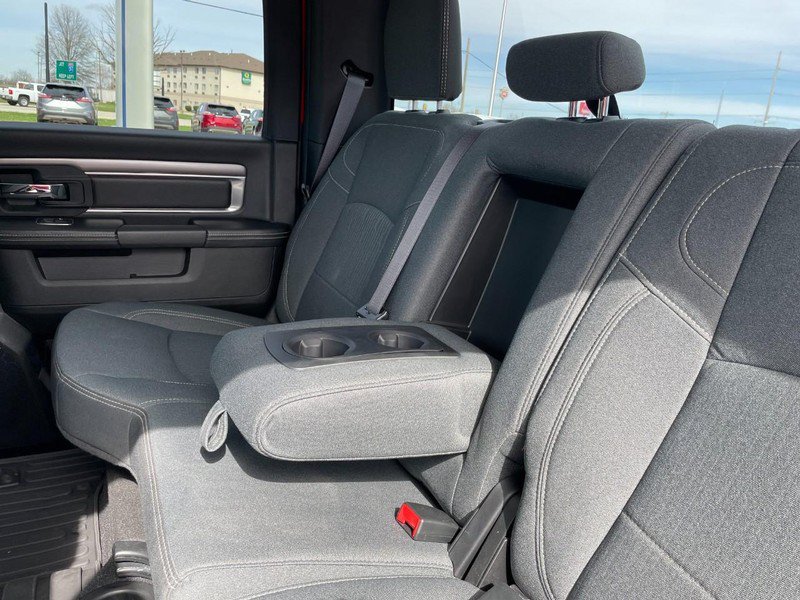 Used 2022 RAM 1500 Classic Warlock AWD/4WD image 16