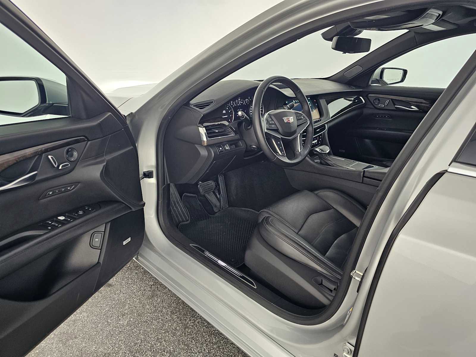 Used 2018 Cadillac CT6 Luxury image 19