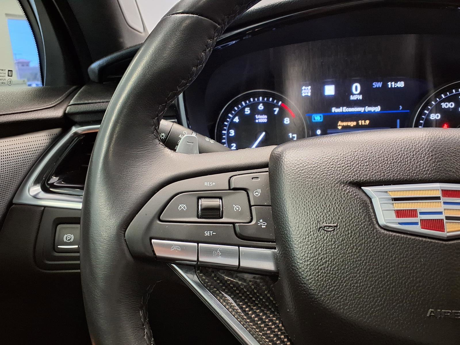 Certified 2023 Cadillac XT6 Sport w/ Technology Package AWD/4WD image 32