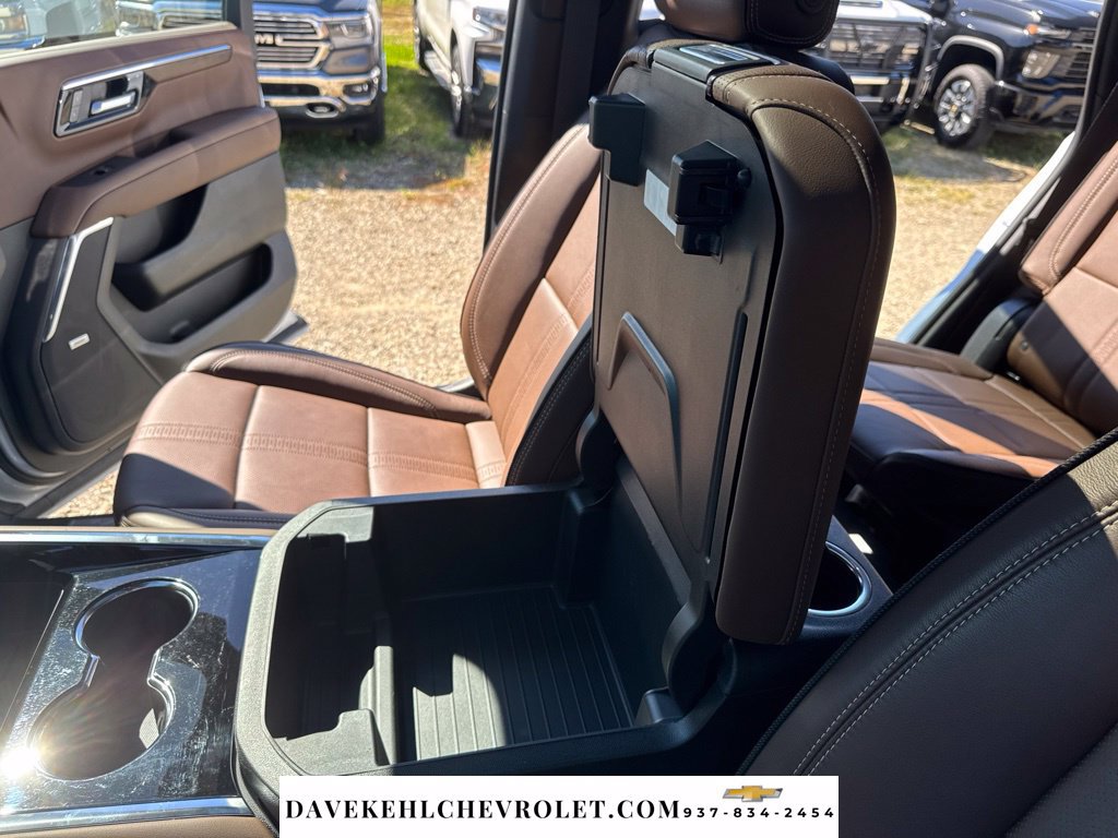 Used 2026 Chevrolet Tahoe High Country w/ Sun And Tow Package AWD/4WD image 27