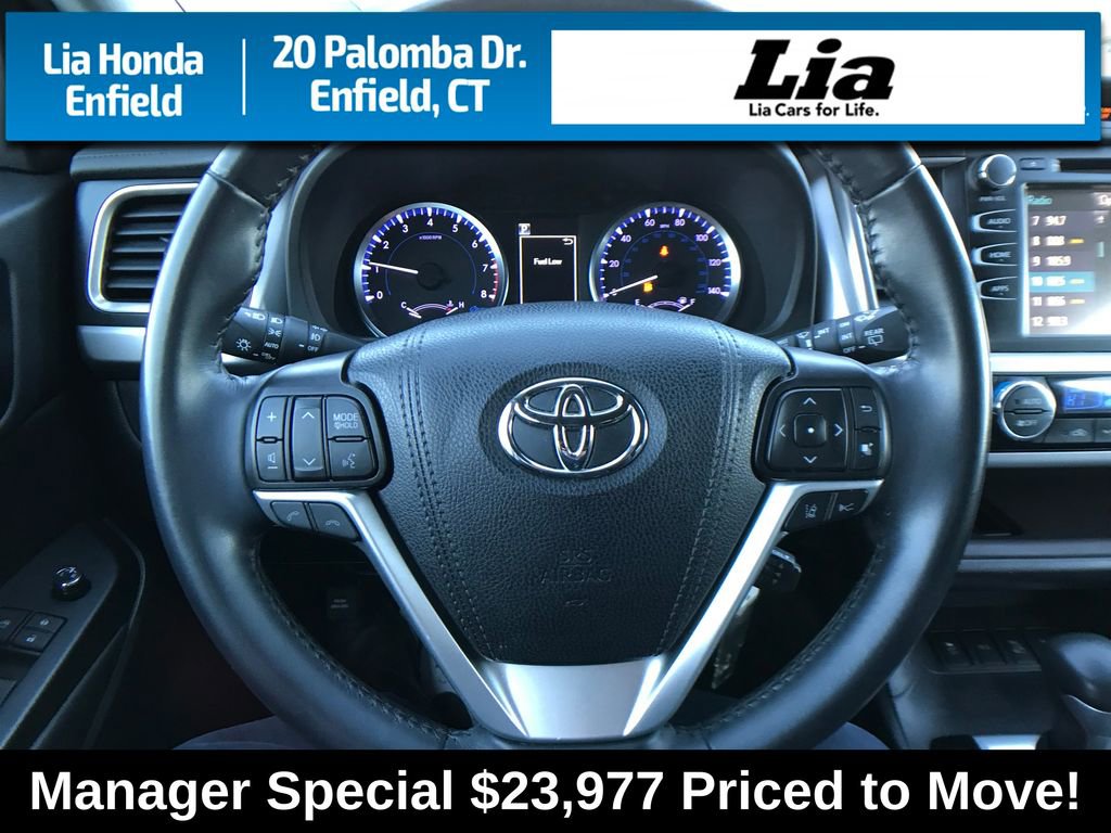 Used 2019 Toyota Highlander Plus image 16