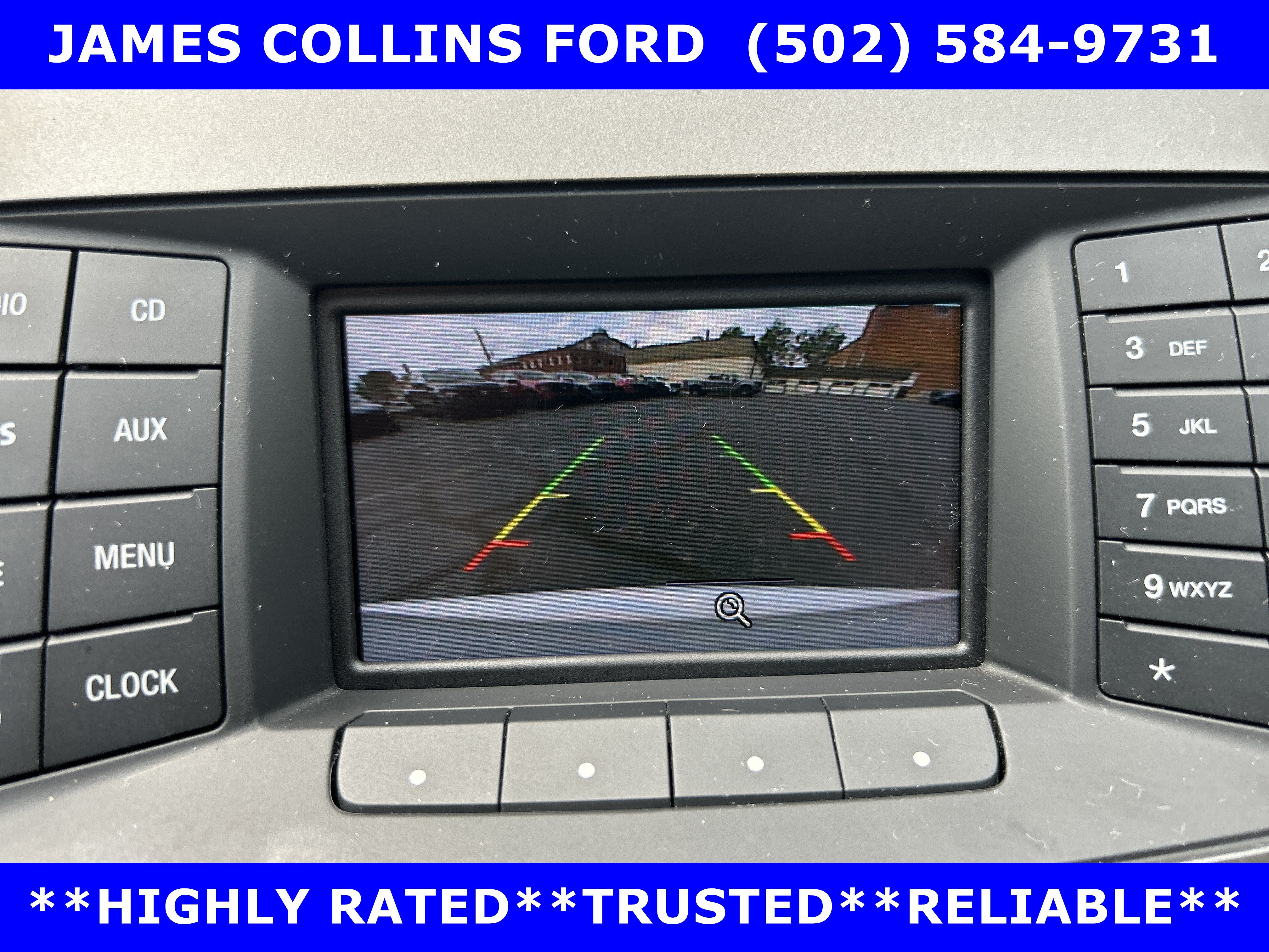 Used 2017 Ford Taurus SE FWD image 23
