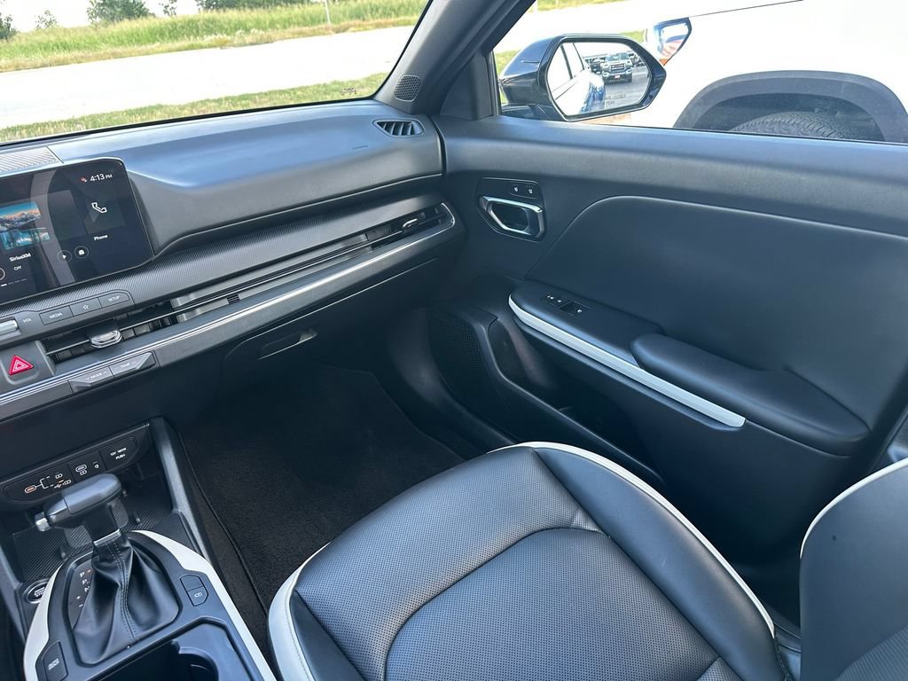 Used 2025 Kia K4 GT-Line w/ GT-Line Premium Package FWD image 31