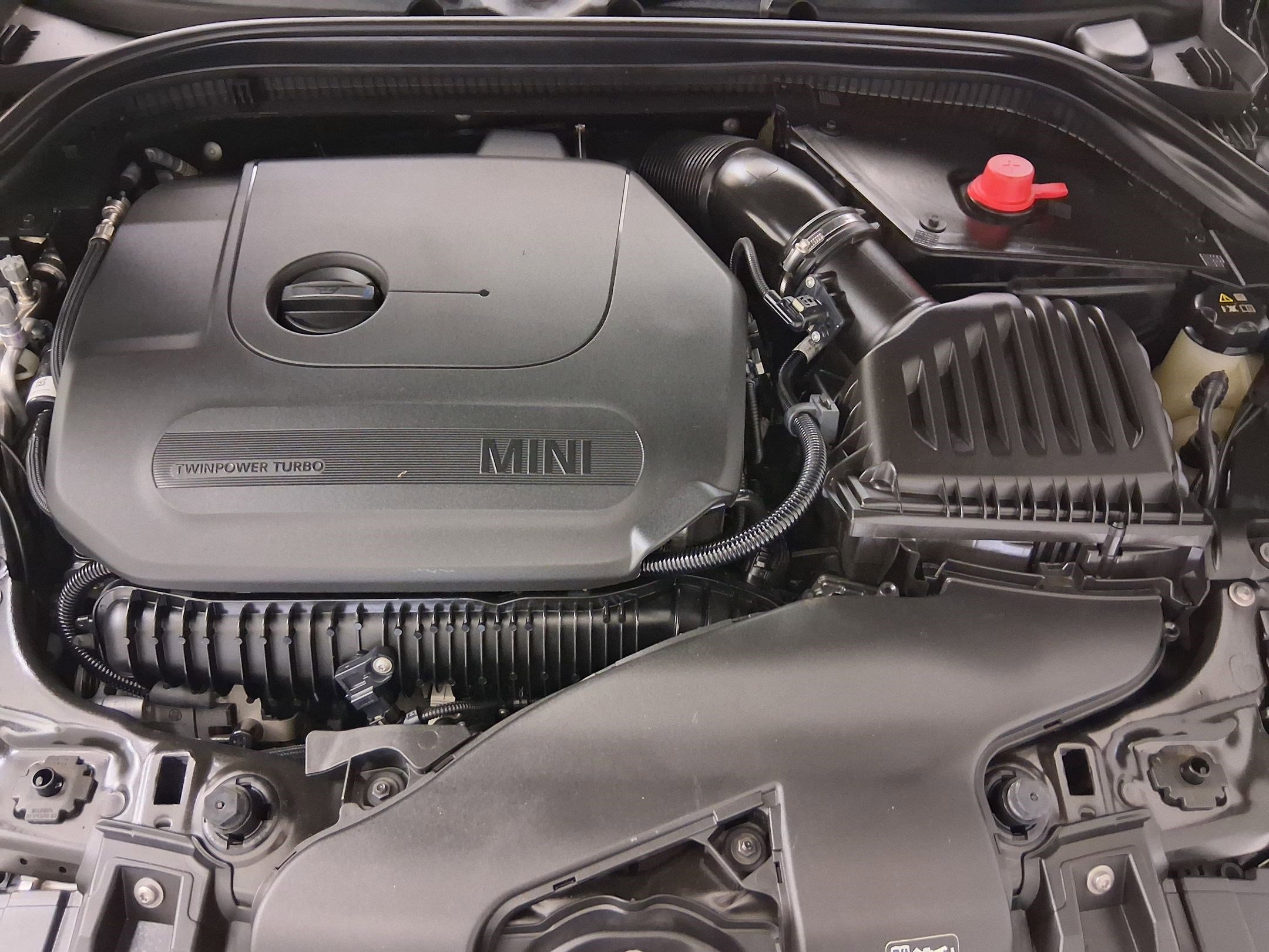 Certified 2024 MINI Cooper S image 31