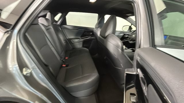 Used 2023 Subaru Solterra AWD image 29