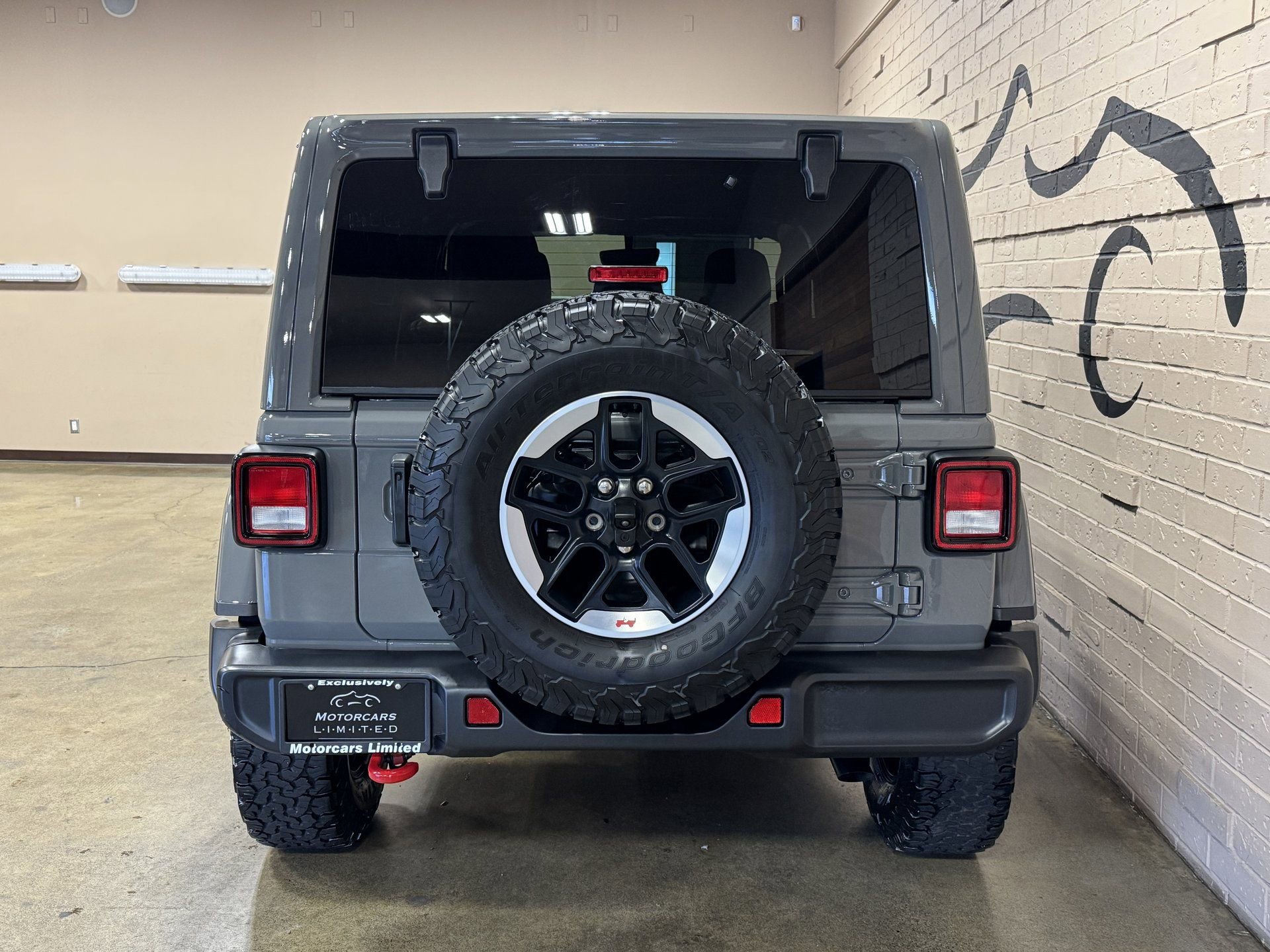 Used 2021 Jeep Wrangler Unlimited Rubicon w/ Uconnect 4C Nav & Sound Group AWD/4WD image 5