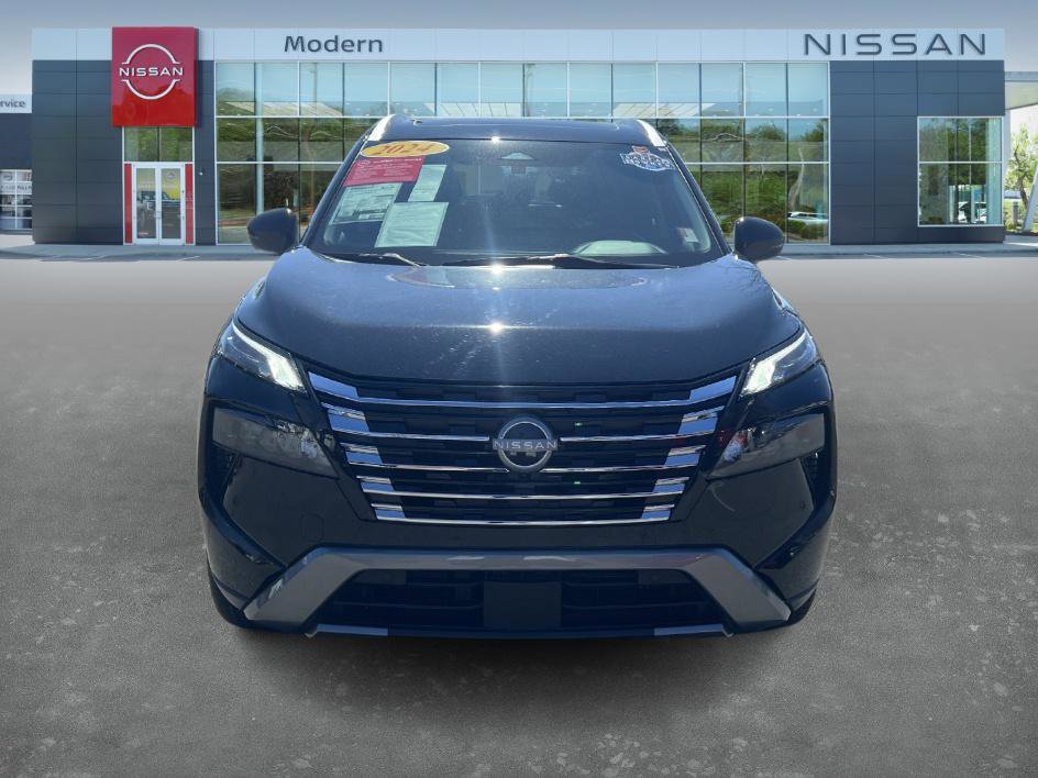 Certified 2024 Nissan Rogue SL w/ SL Premium Package image 2