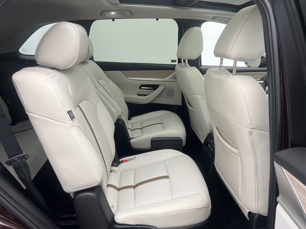 Used 2024 MAZDA CX-90 Plug-In Hybrid w/ Premium Plus image 26