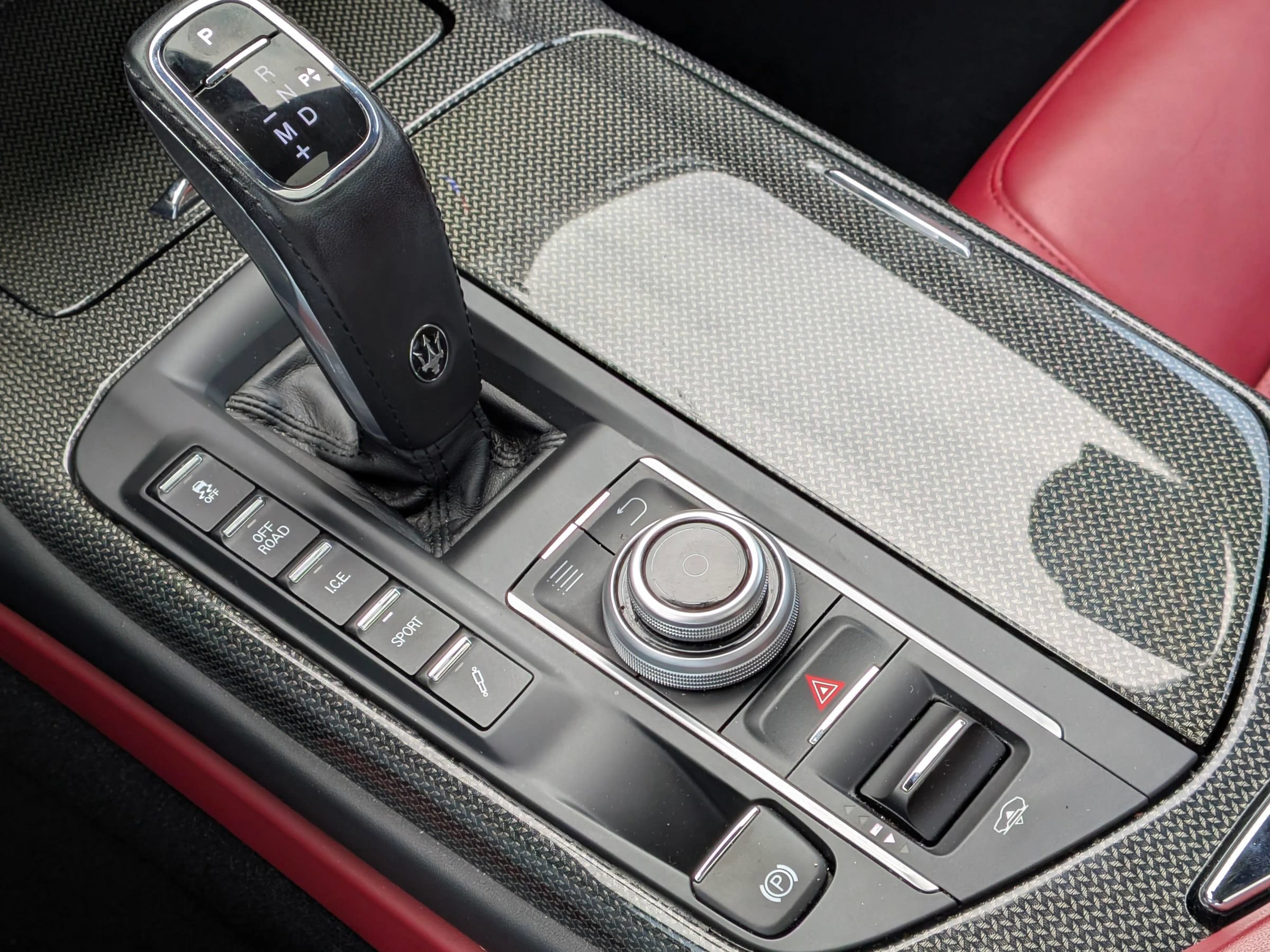 Used 2019 Maserati Levante GTS AWD/4WD image 21
