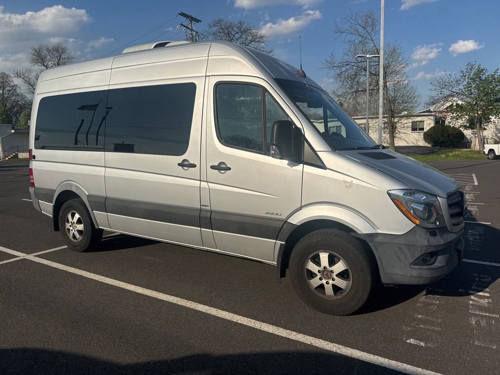Used 2016 Mercedes-Benz Sprinter 2500 image 2