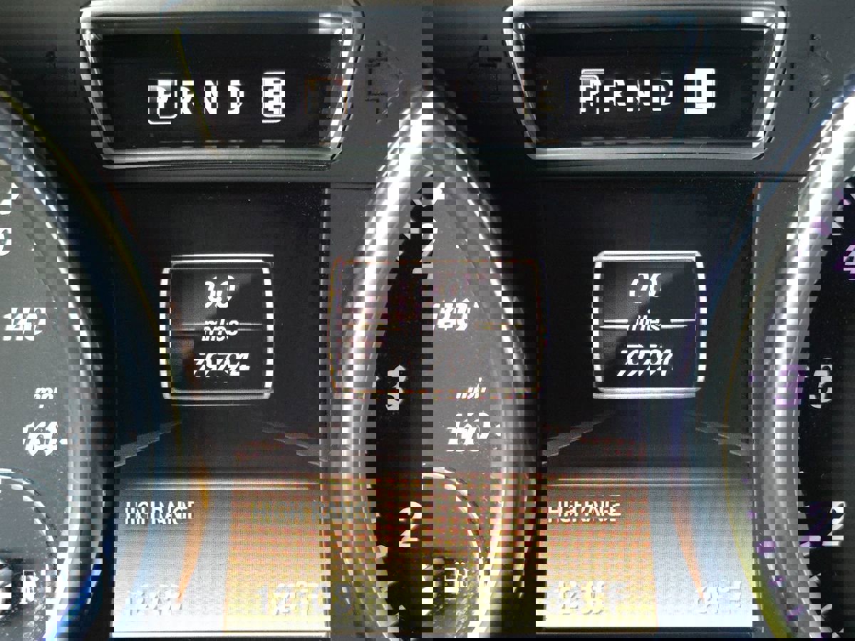 Used 2015 Mercedes-Benz G 550 image 32