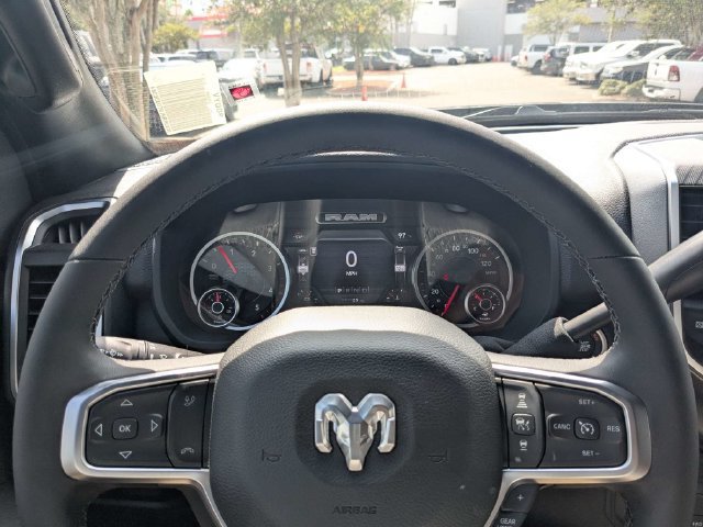 New 2026 RAM 3500 Big Horn AWD/4WD image 30