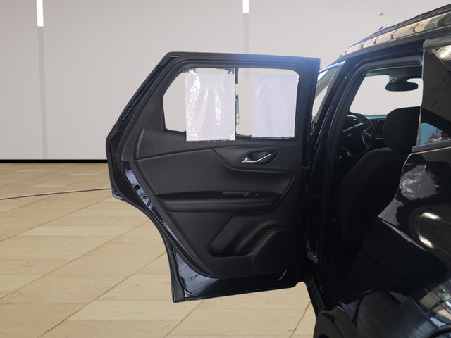 Used 2020 Chevrolet Blazer LT FWD image 22