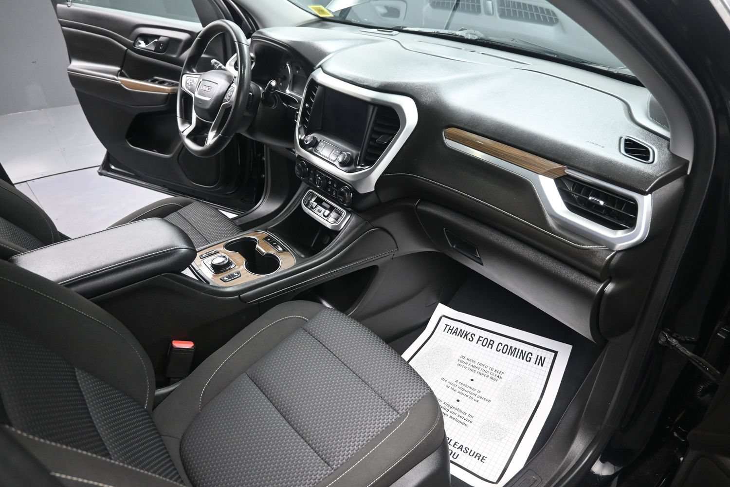 Used 2023 GMC Acadia SLE w/ Driver Convenience Package AWD/4WD image 23