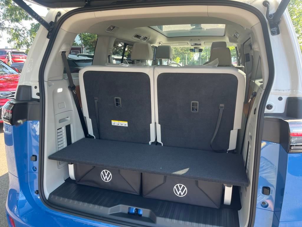 New 2025 Volkswagen ID. Buzz 1st Edition image 20
