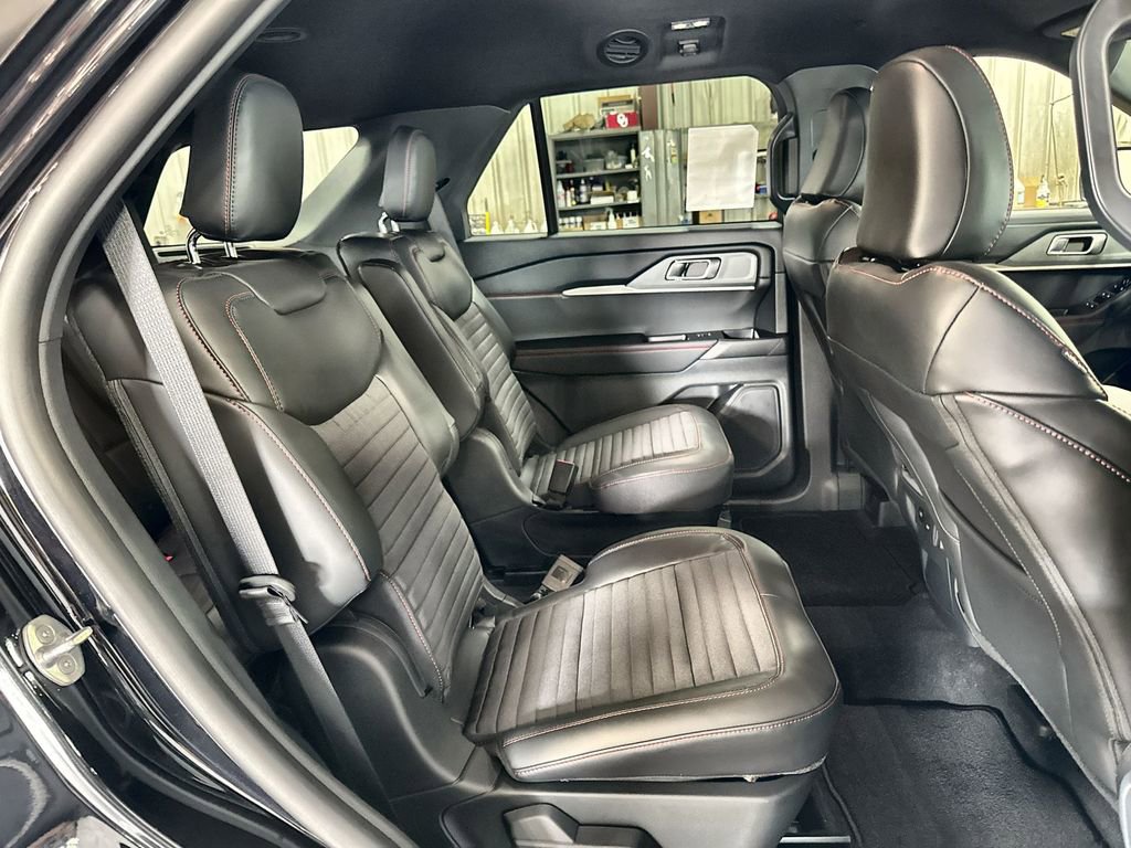 New 2026 Ford Explorer ST-Line AWD/4WD image 31
