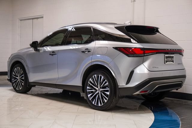 Used 2023 Lexus RX 350 Premium Plus w/ Cold Area Package FWD image 4