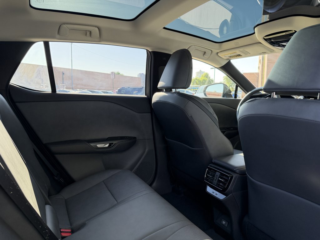 Used 2023 Lexus RZ 450e Premium image 34