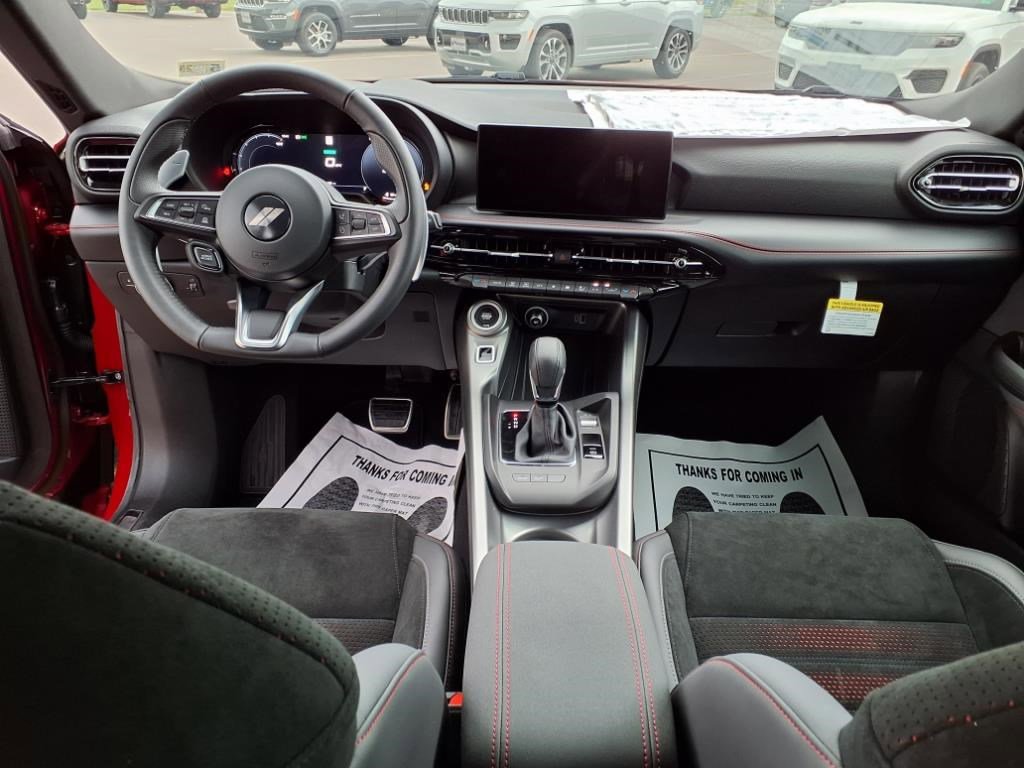 Used 2024 Dodge Hornet R/T image 17