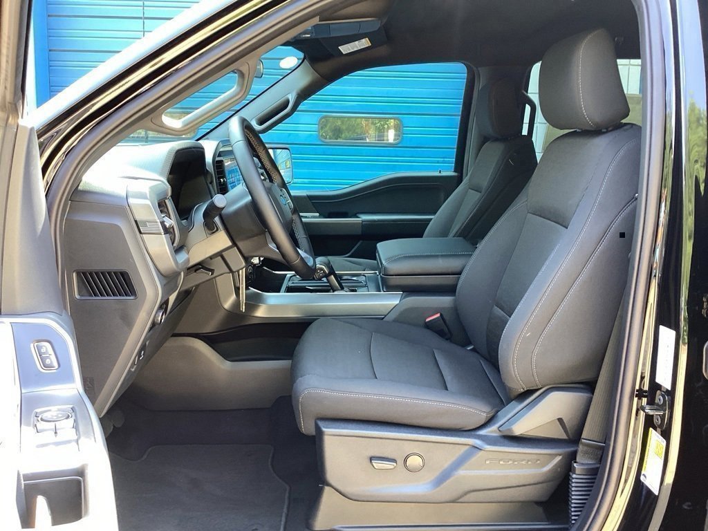 New 2025 Ford F150 XLT w/ Equipment Group 301A Standard image 23