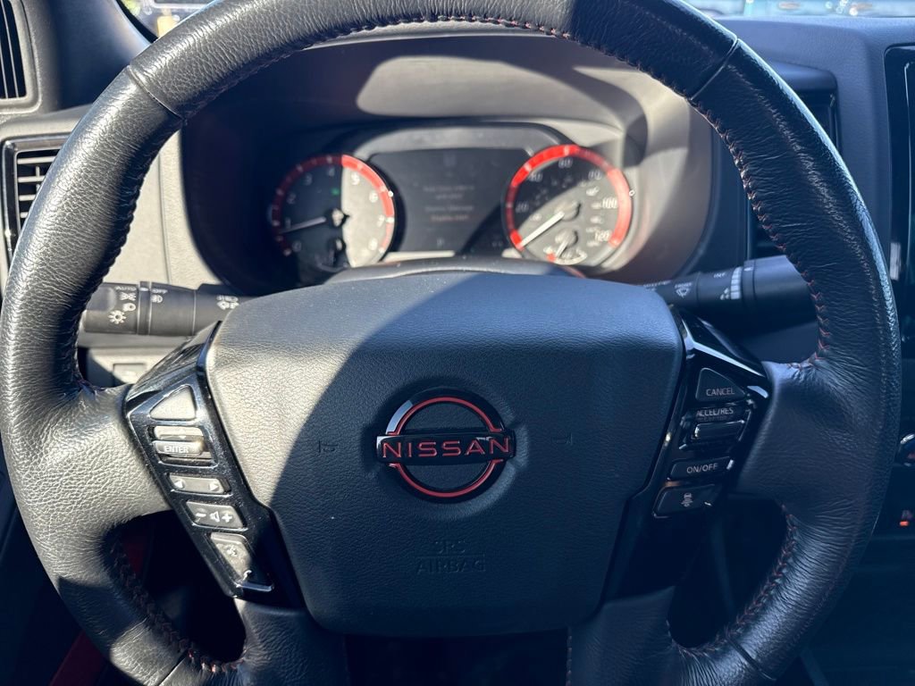 Used 2022 Nissan Frontier PRO-4X w/ Technology Package image 22