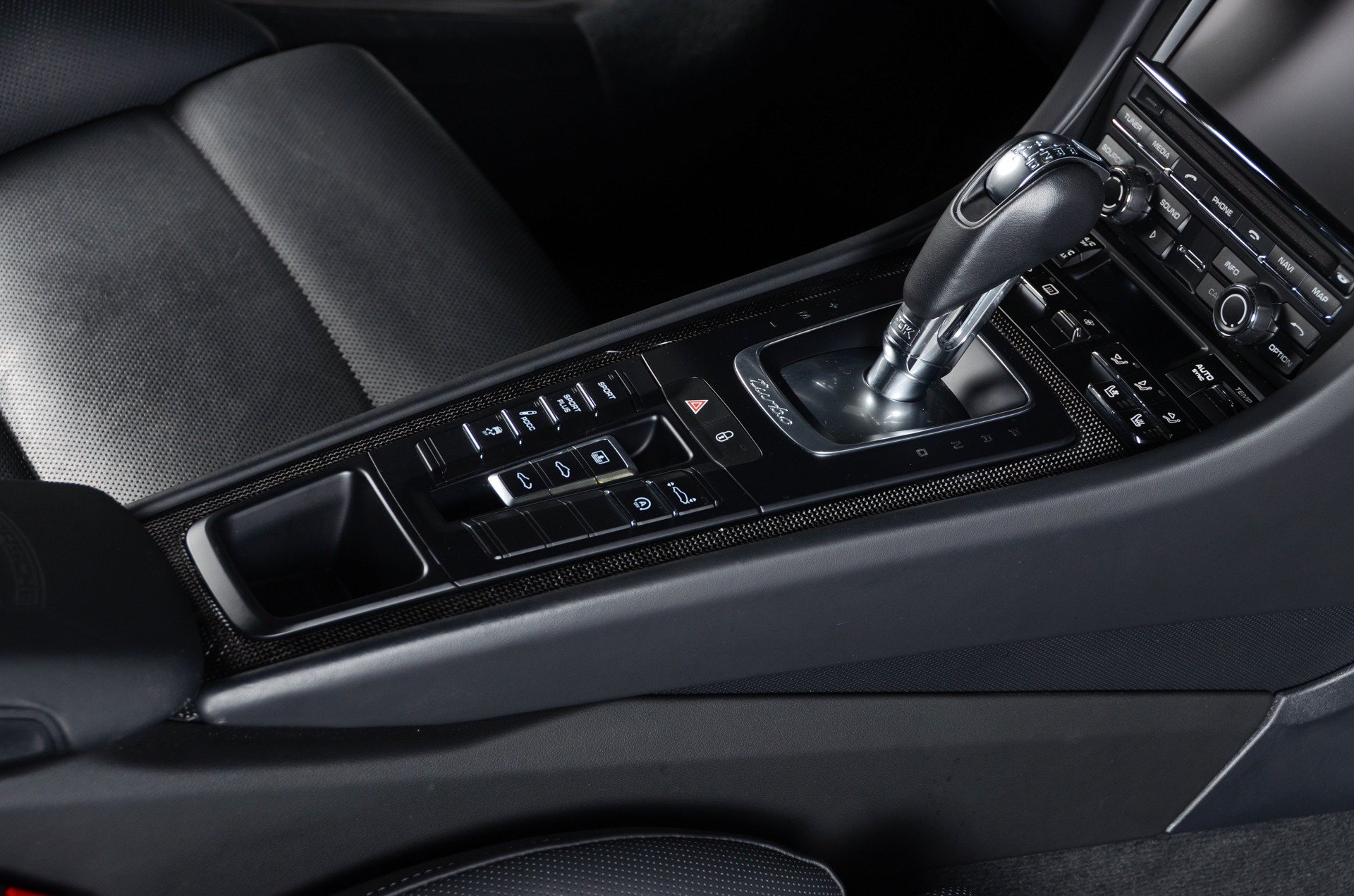 Used 2014 Porsche 911 Turbo S AWD/4WD image 19