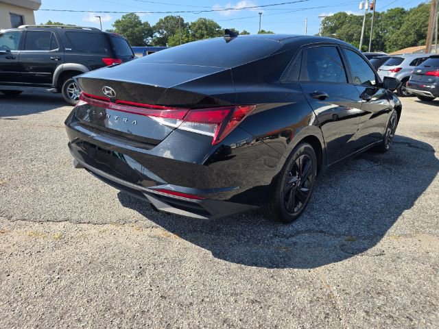 Used 2021 Hyundai Elantra SEL image 5