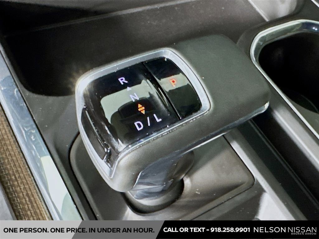 Used 2024 Chevrolet Silverado 1500 LT Trail Boss w/ Protection Package AWD/4WD image 17