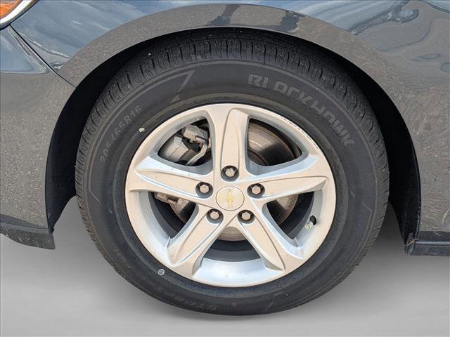 Used 2020 Chevrolet Malibu LS FWD image 9