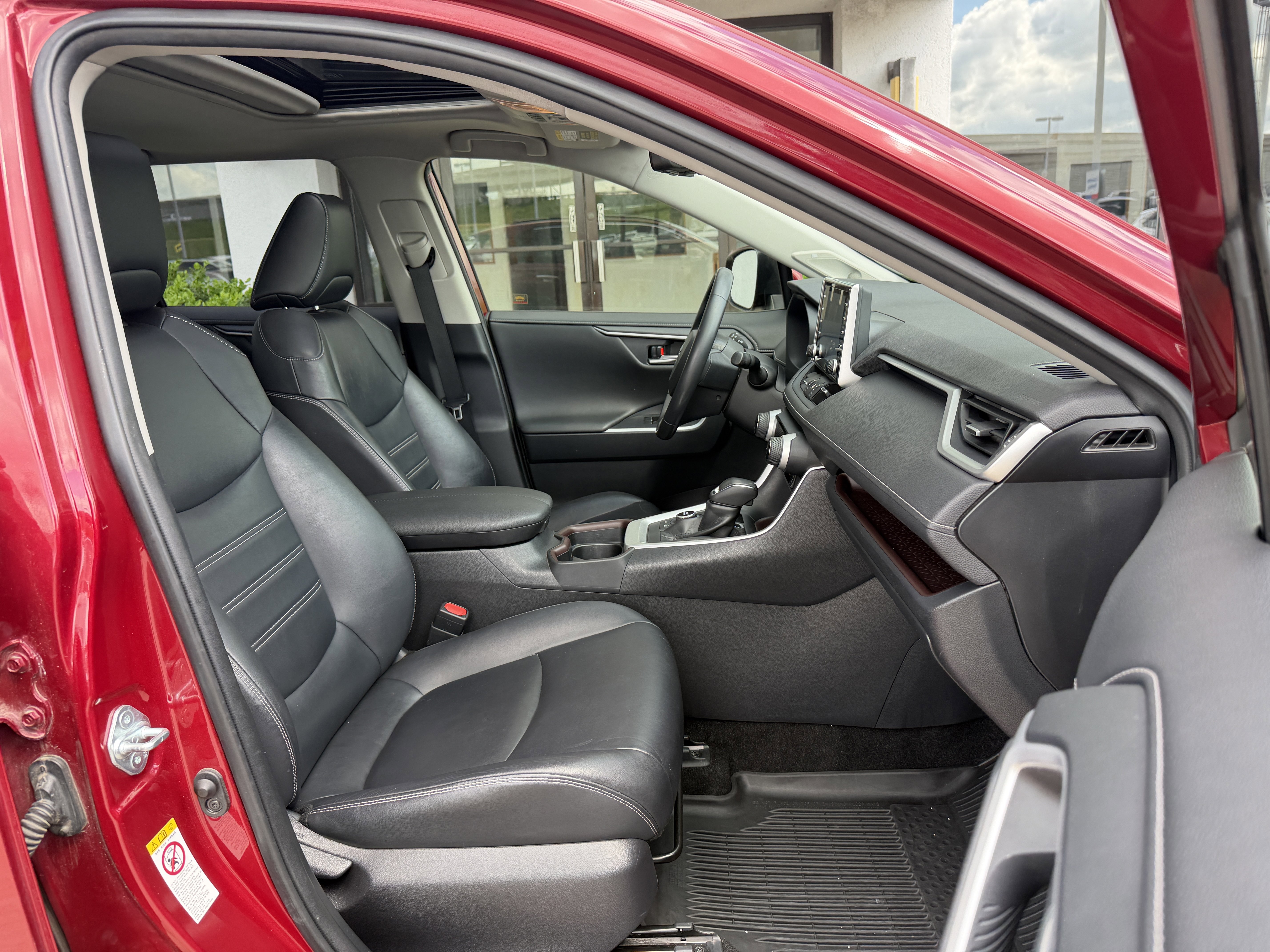 Used 2019 Toyota RAV4 Limited w/ All Weather Liner Package AWD/4WD image 23
